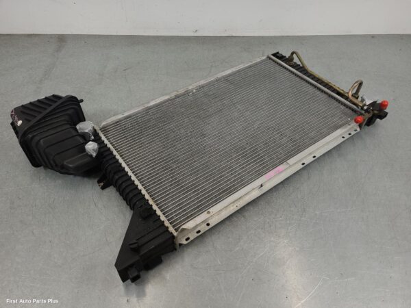 2004 MERCEDES SPRINTER Radiator