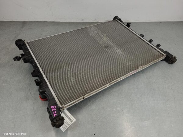 2025 LDV DELIVER 9 Radiator