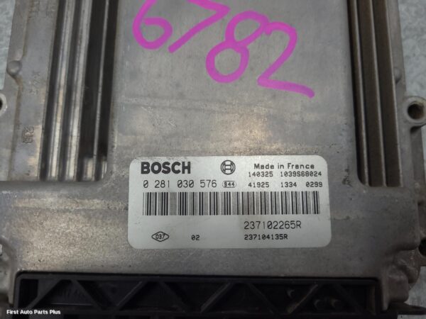 2014 RENAULT MASTER Ecu