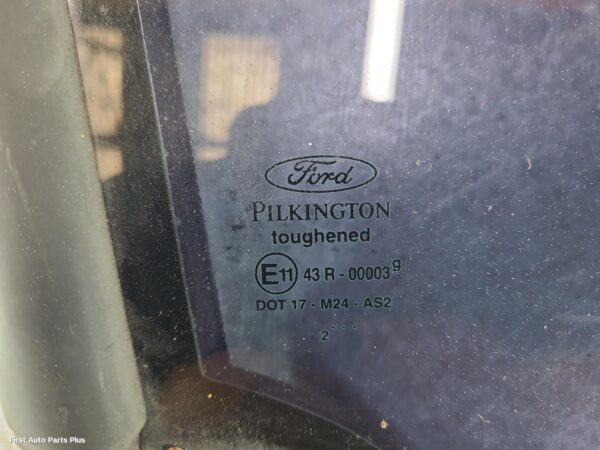 2003 FORD TRANSIT Right Front 1/4 Door Glass