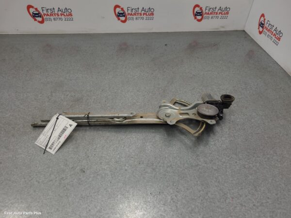 2013 TOYOTA HILUX Left Front Window Reg/Motor