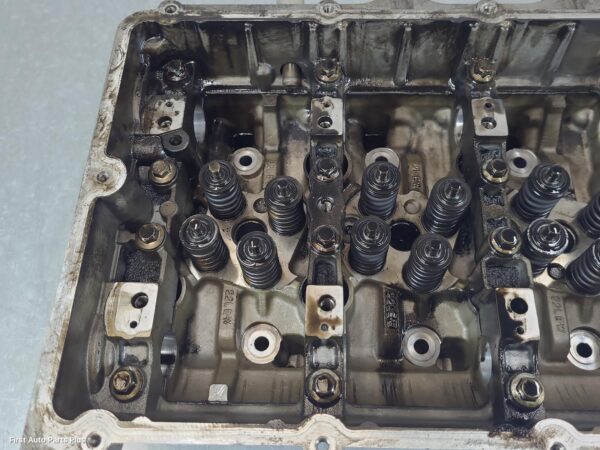 2011 FORD TRANSIT Cylinder Head