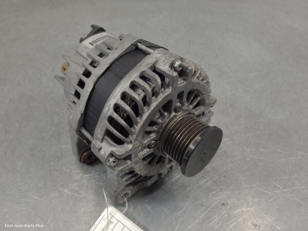 2021 RENAULT TRAFIC Alternator