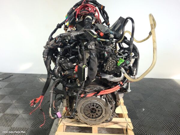 2016 RENAULT MASTER Engine