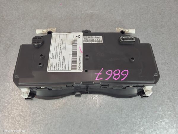 2017 RENAULT MASTER Instrument Cluster