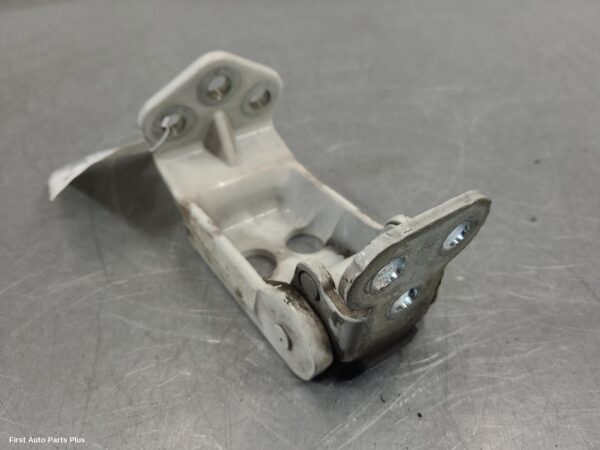 2022 LDV DELIVER 9 Bootlid/Tgate Hinge