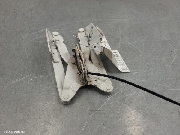 2015 MERCEDES SPRINTER Bonnet Hinge/Strut