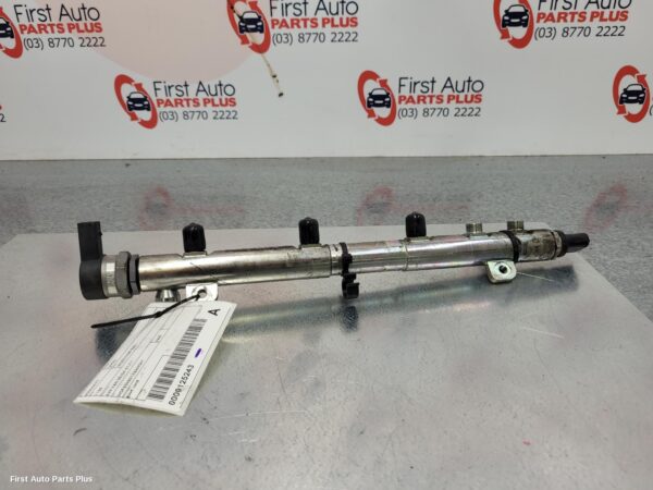 2008 MERCEDES VITO Injection Rail
