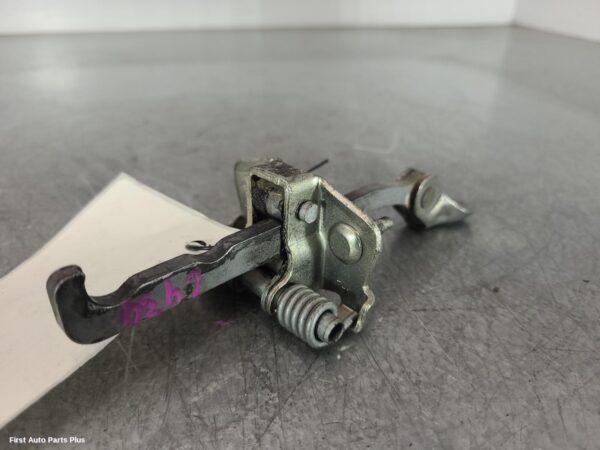 2014 RENAULT TRAFIC Door Hinge/Runner