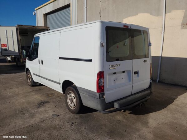 2013 FORD TRANSIT Door/Tailgate Seal