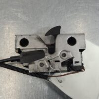 2020 VOLKSWAGEN CRAFTER Bonnet Lock/Support