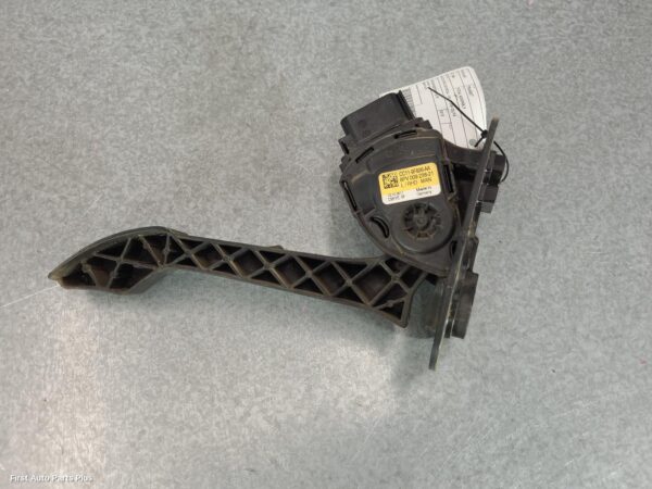2012 FORD TRANSIT Pedal Assembly