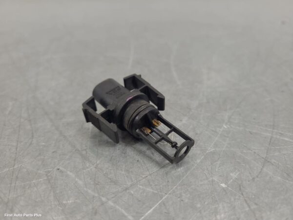 2006 MERCEDES VIANO Air Flow Meter
