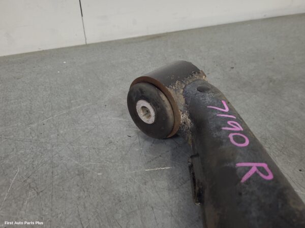 2012 MERCEDES VITO Right Rear Trailing Arm