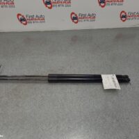 2016 MERCEDES VITO Hatch Strut