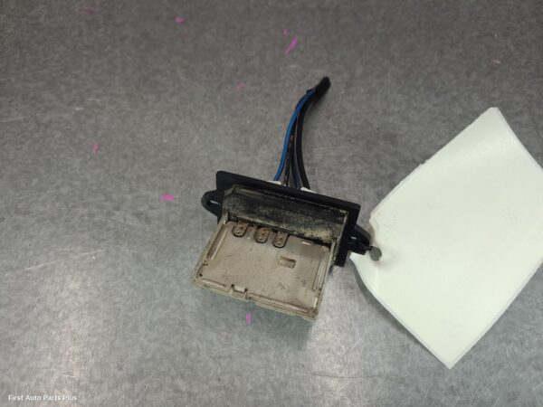 2010 MITSUBISHI TRITON Fan Speed Resistor