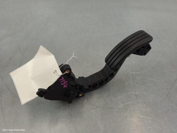 2024 RENAULT TRAFIC Pedal Assembly