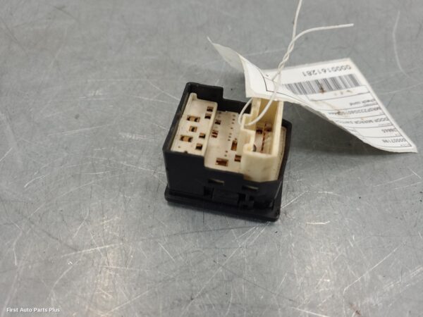 2006 TOYOTA HILUX Misc Switch/Relay