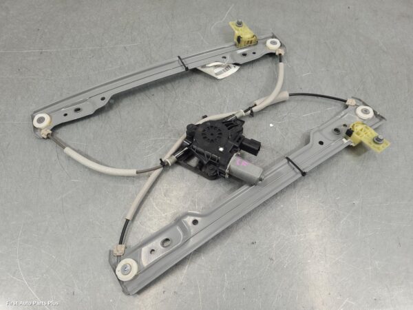 2022 RAM 1500 Left Front Window Reg/Motor
