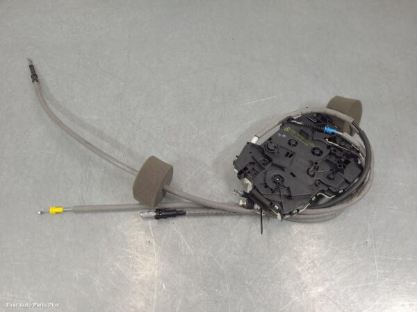 2020 MERCEDES VITO Door/Boot/Gate Lock