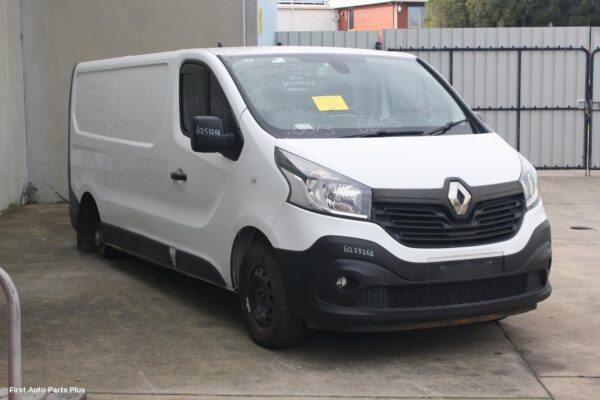 2015 RENAULT TRAFIC Air Cleaner/Box