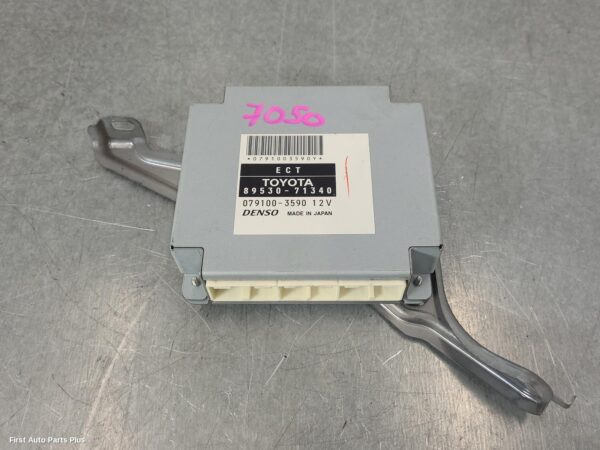 2010 TOYOTA HILUX Ecu