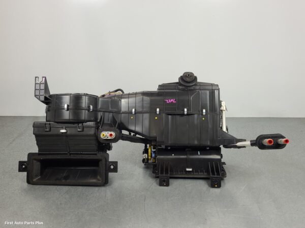 2017 FORD EVEREST Heater Core/Box