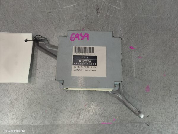 2012 TOYOTA HILUX Ecu