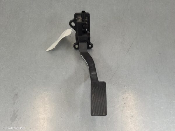 2023 LDV DELIVER 9 Pedal Assembly