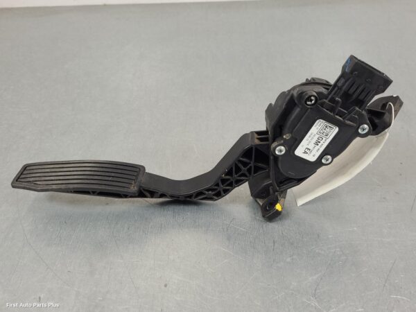 2017 HOLDEN COLORADO Pedal Assembly
