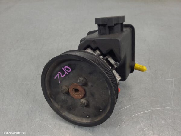 2009 MERCEDES SPRINTER Steering Pump