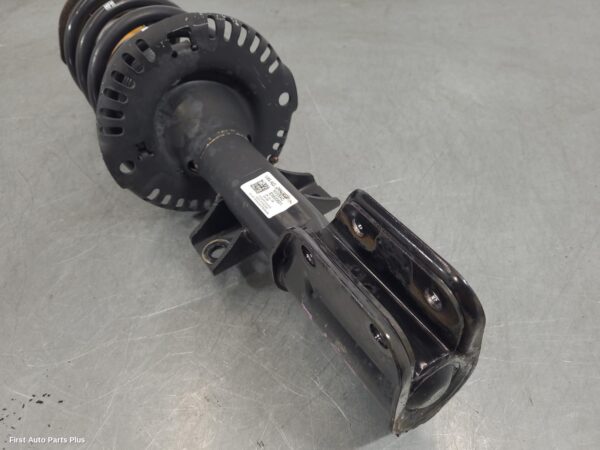 2019 VOLKSWAGEN CRAFTER Left Front Strut