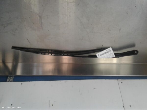 2011 VOLKSWAGEN AMAROK Wiper Arm
