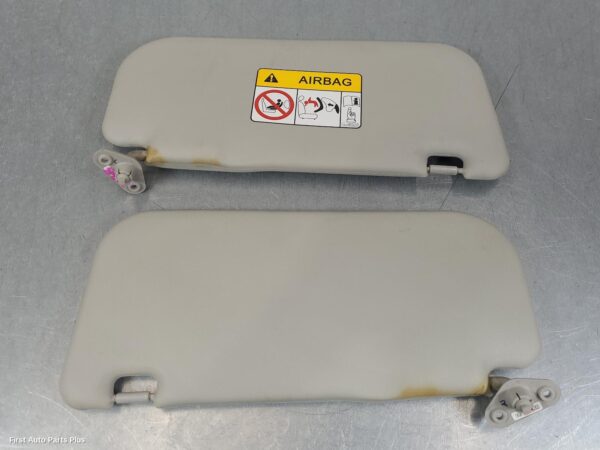 2016 MITSUBISHI TRITON Sunvisor