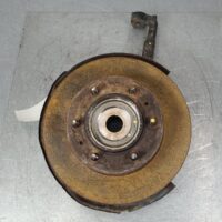 2006 TOYOTA HILUX Left Front Hub Assembly