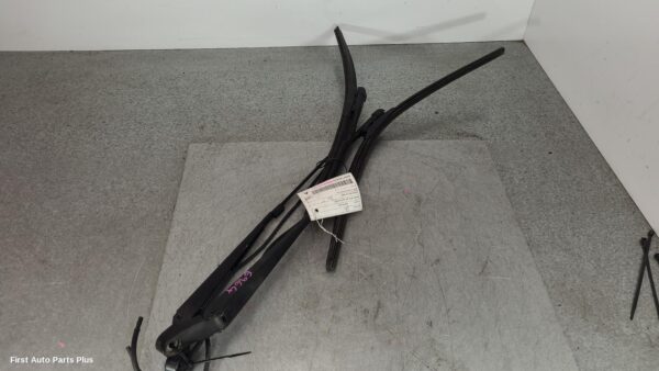 2007 MERCEDES VITO Wiper Arm