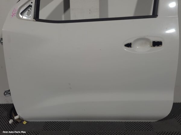 2023 NISSAN NAVARA Left Front Door