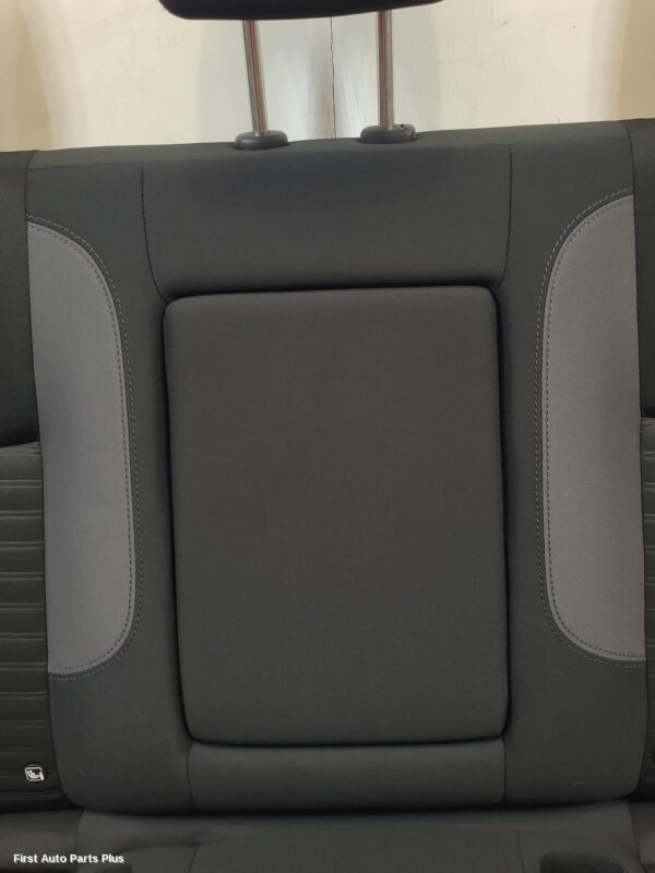 2021 NISSAN NAVARA 2nd Seat (Rear Seat)