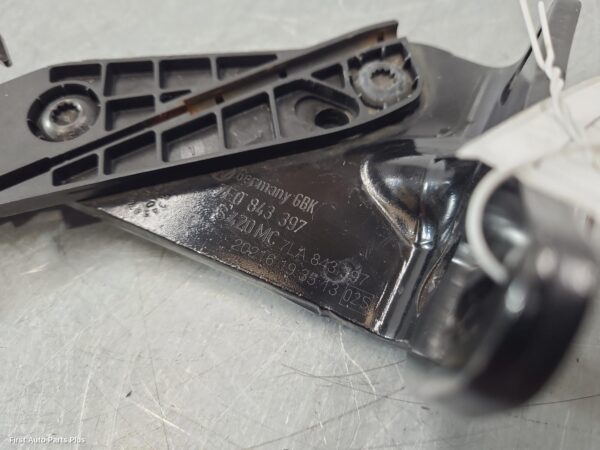 2021 VOLKSWAGEN TRANSPORTER Door Hinge/Runner