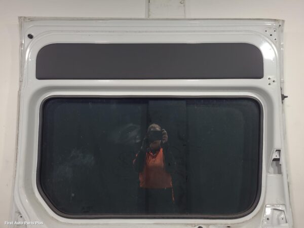 2020 MERCEDES SPRINTER Left Rear Door/Sliding