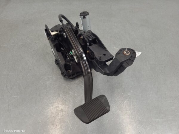 2022 RAM 1500 Pedal Assembly