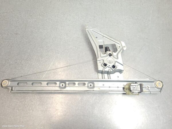 2019 MERCEDES SPRINTER Left Front Window Reg/Motor