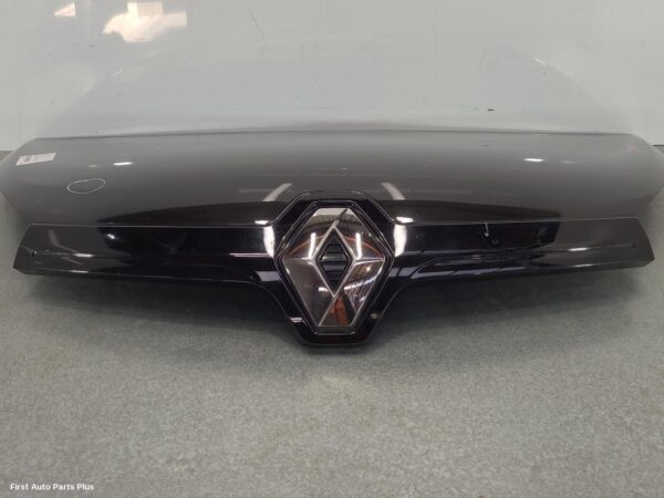 2018 RENAULT TRAFIC Bonnet