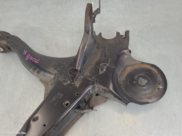 2017 MERCEDES VITO Right Rear Trailing Arm
