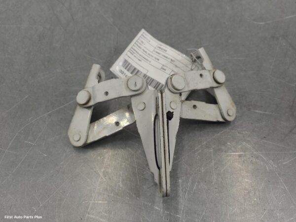 2005 MERCEDES SPRINTER Bonnet Hinge/Strut
