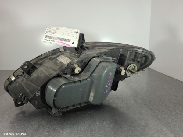 2010 MERCEDES VITO Right Headlamp