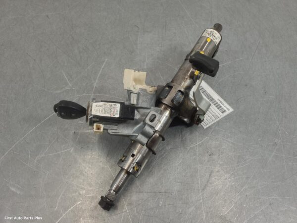 2012 TOYOTA HILUX Steering Column