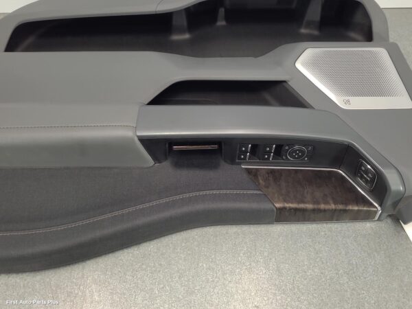 2023 FORD F SERIES Door Trim