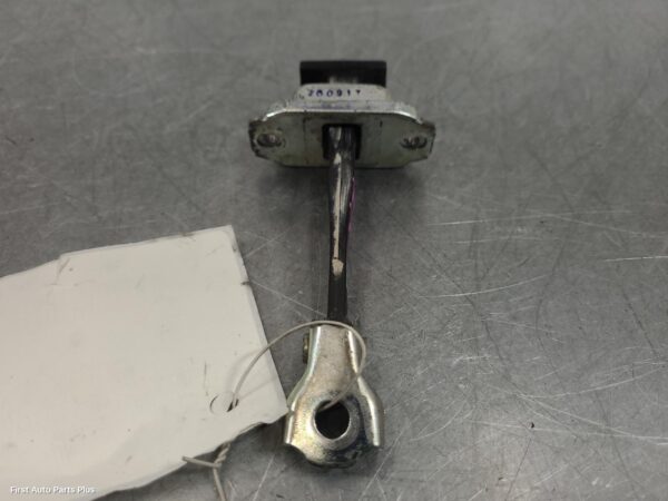 2017 MITSUBISHI TRITON Door Hinge/Runner