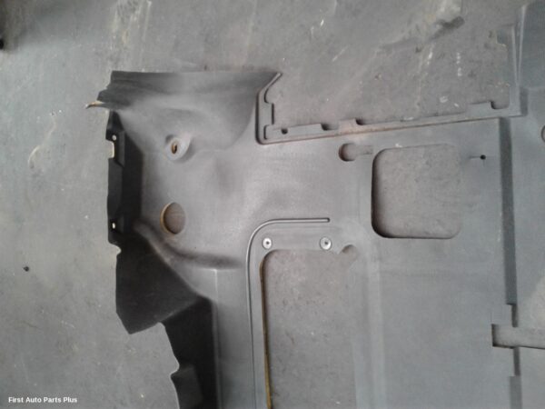 2008 RENAULT MASTER Carpet